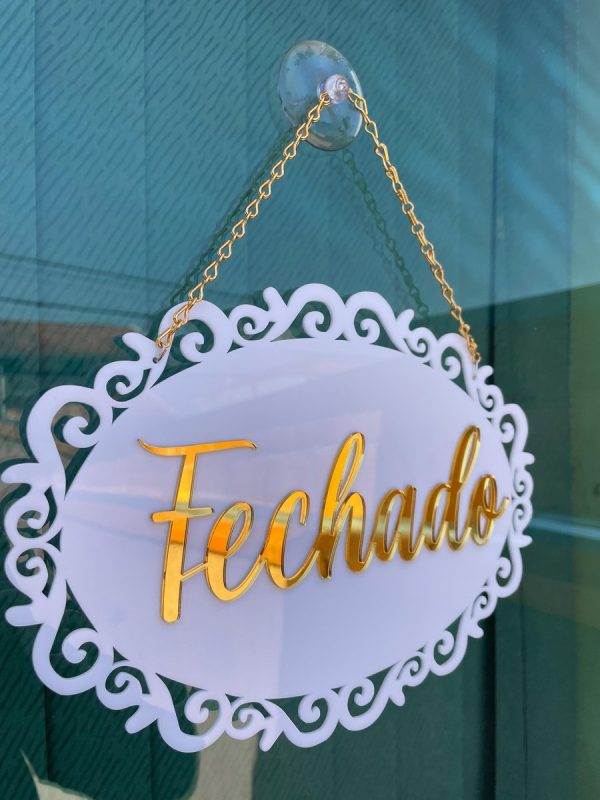 Placa aberto e fechado branco c/dourado Ref.: 208